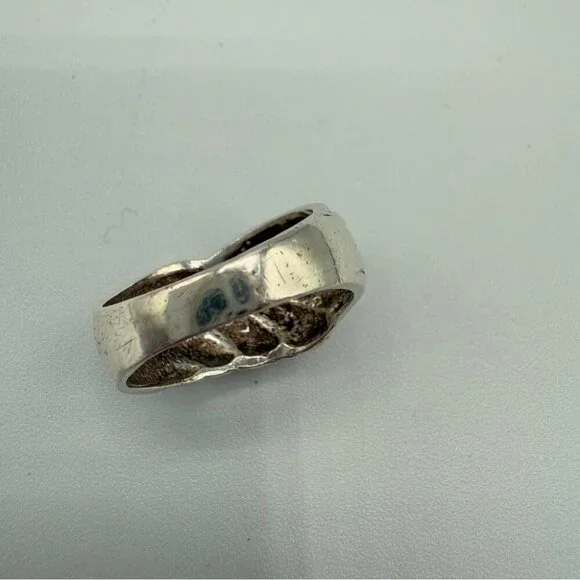 Silver Textured Ring Size 7.5 - Picture 12 of 13